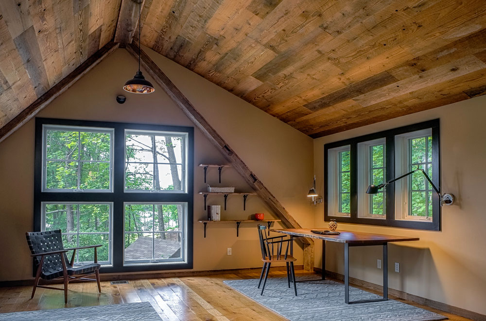 This renovation of a 1960's colonial on a Connecticut lake included a new kitchen with custom designed cabinetry.